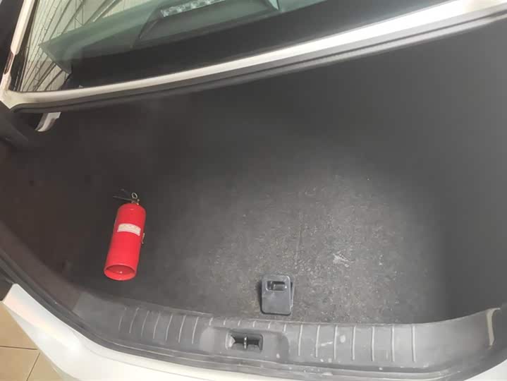 Фото 4 - Nissan Teana