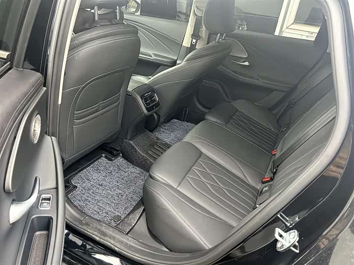 Фото 7 - Chery Arrizo 8