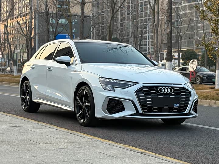 Фото 3 - Audi A3