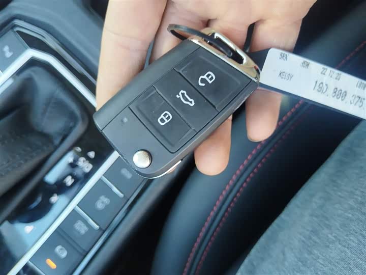 Фото 9 - Volkswagen Lavida