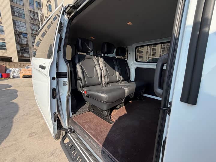 Фото 9 - Ford Transit