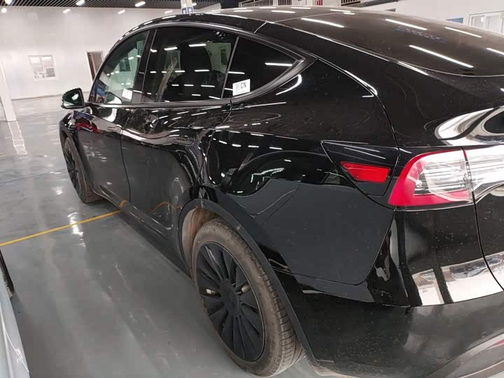 Фото 5 - Tesla Model Y