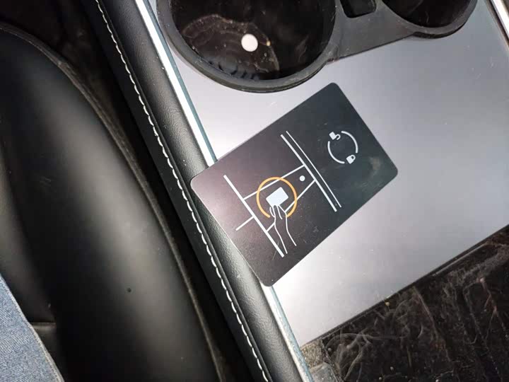 Фото 9 - Tesla Model Y