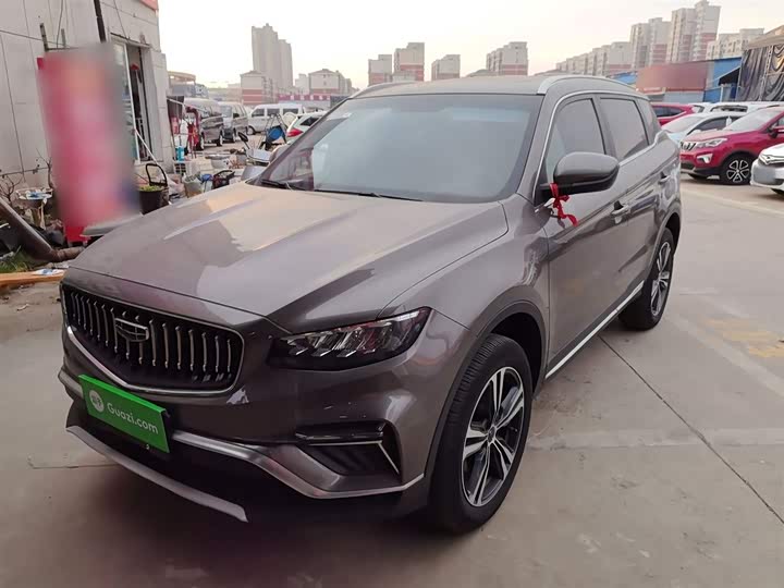 Фото 2 - Geely Atlas