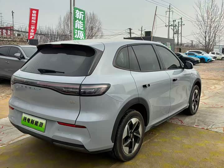 Фото 9 - Geely Galaxy E5