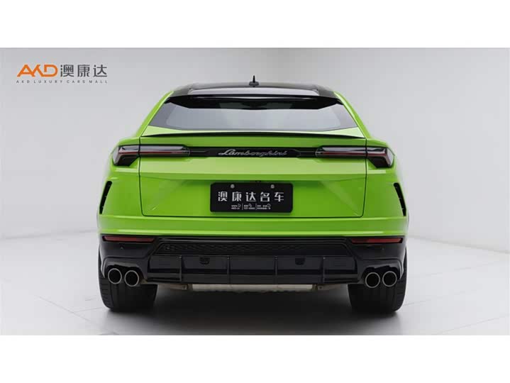 Фото 4 - Lamborghini Urus