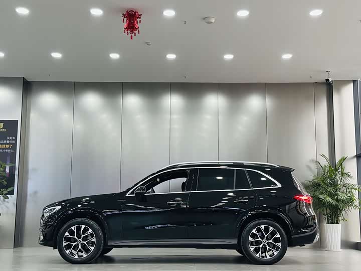 Фото 8 - Mercedes-Benz GLC-Class