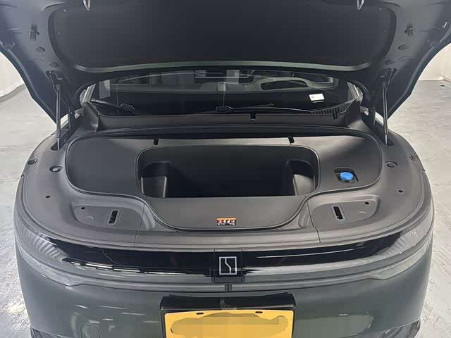 Фото 9 - Zeekr 7X