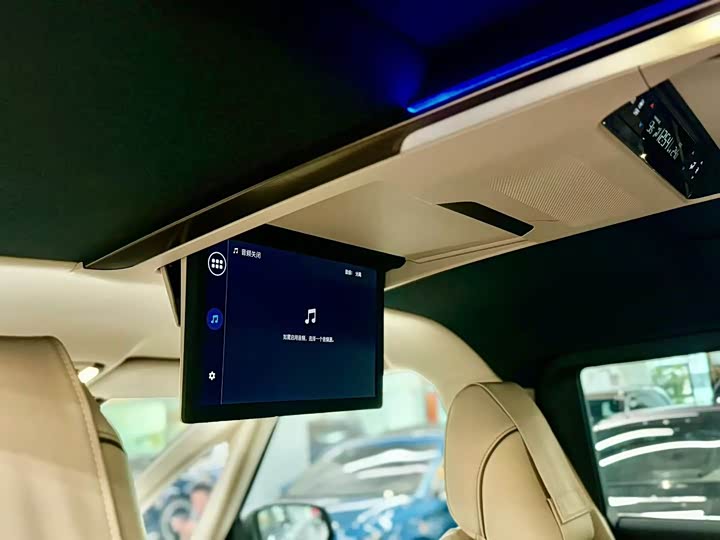 Фото 8 - Toyota Alphard