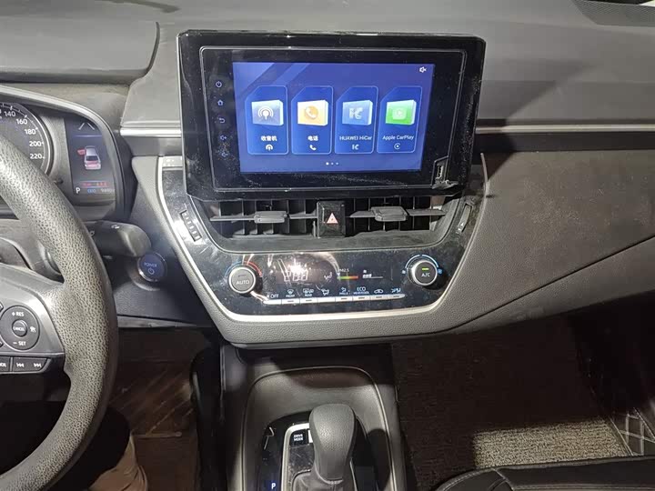 Фото 6 - Toyota Corolla