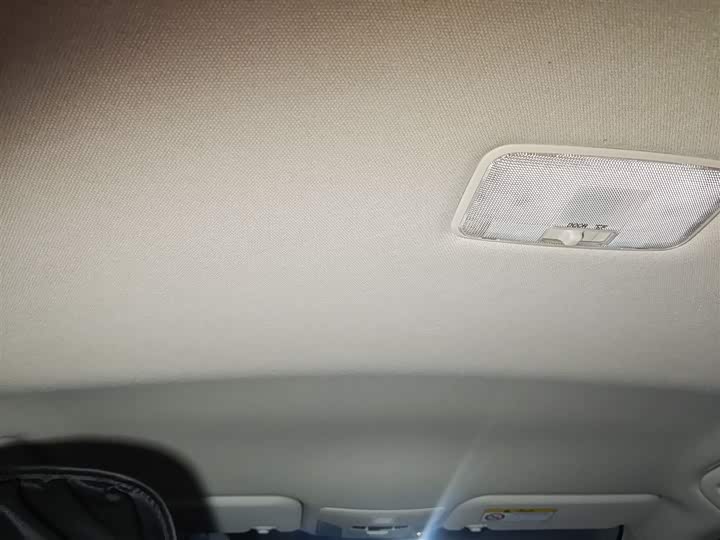 Фото 9 - Toyota Corolla