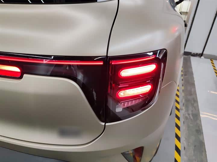 Фото 8 - Smart #5