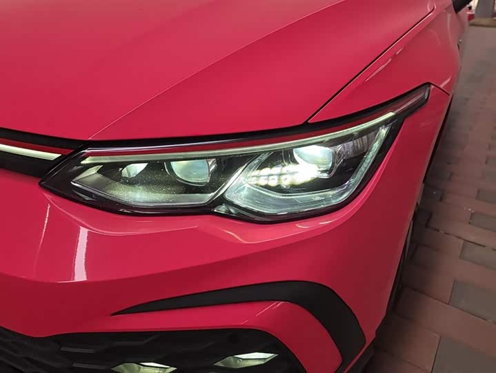 Фото 4 - Volkswagen Golf GTI