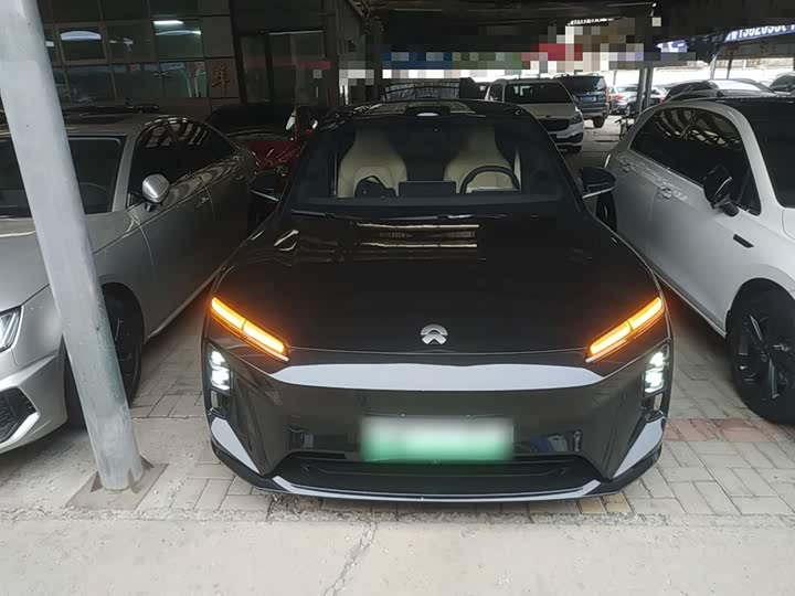 Фото 3 - Nio ET5T