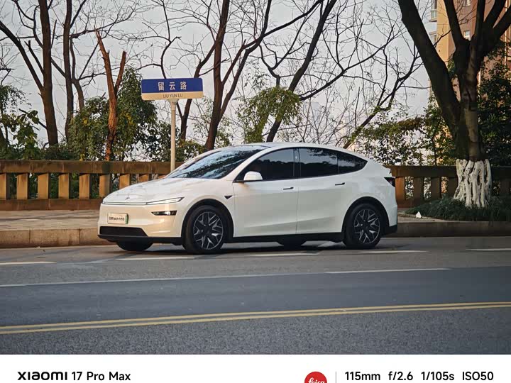 Фото 2 - Tesla Model Y