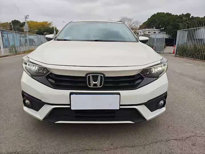 Фото 2 - Honda Envix