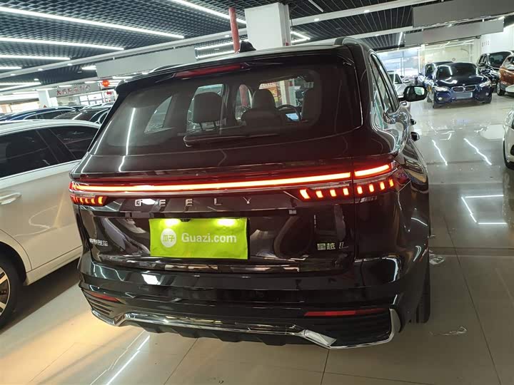 Фото 6 - Geely Monjaro