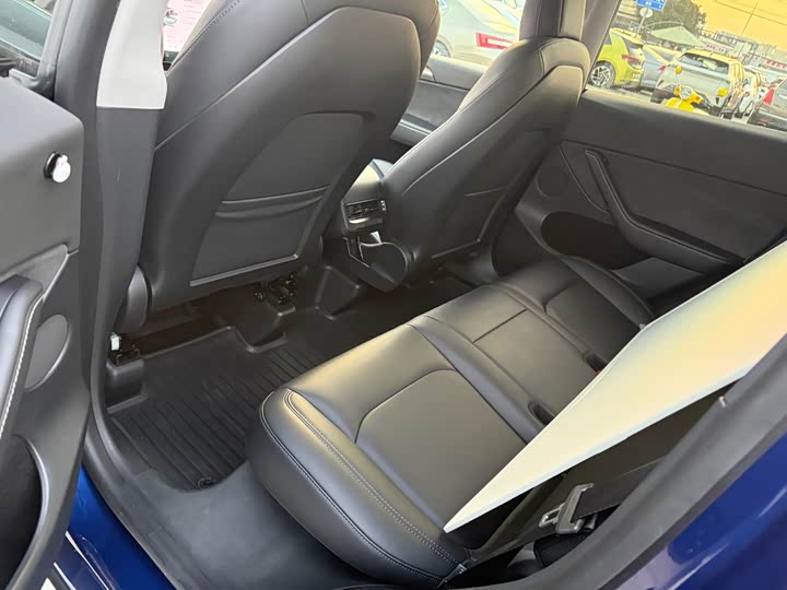 Фото 8 - Tesla Model Y