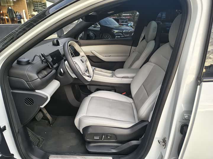 Фото 5 - Nio ES6