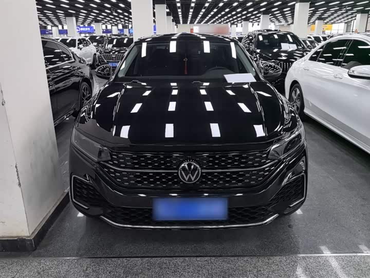 Фото 3 - Volkswagen Passat