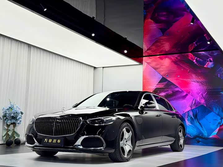 Фото 1 - Mercedes-Benz Maybach S-Class