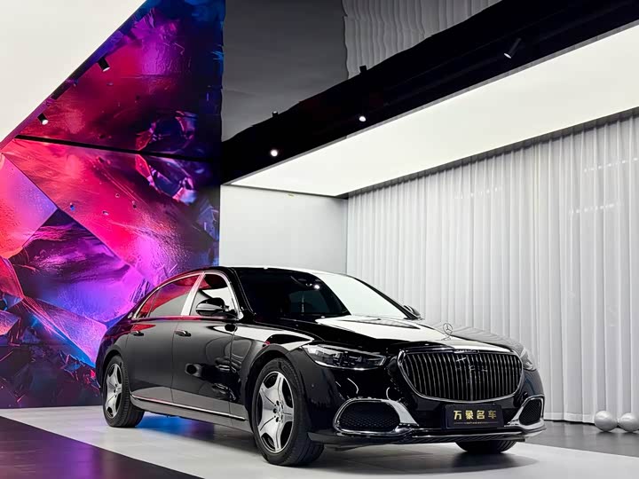 Фото 3 - Mercedes-Benz Maybach S-Class