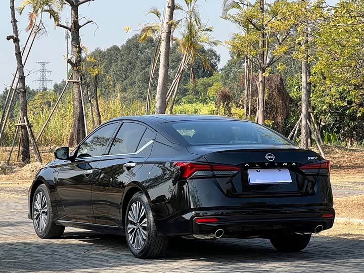 Фото 6 - Nissan Teana