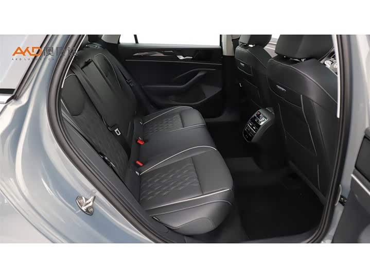 Фото 8 - Volkswagen Magotan