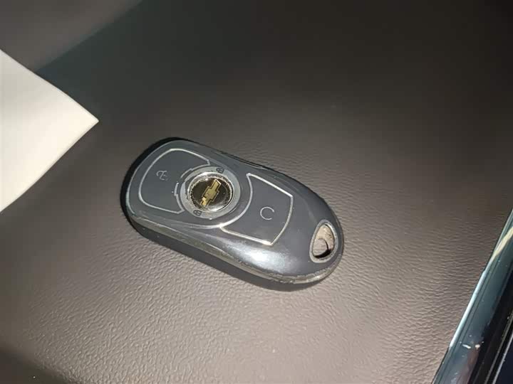 Фото 9 - Chevrolet Monza