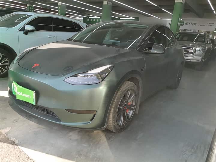 Фото 1 - Tesla Model Y