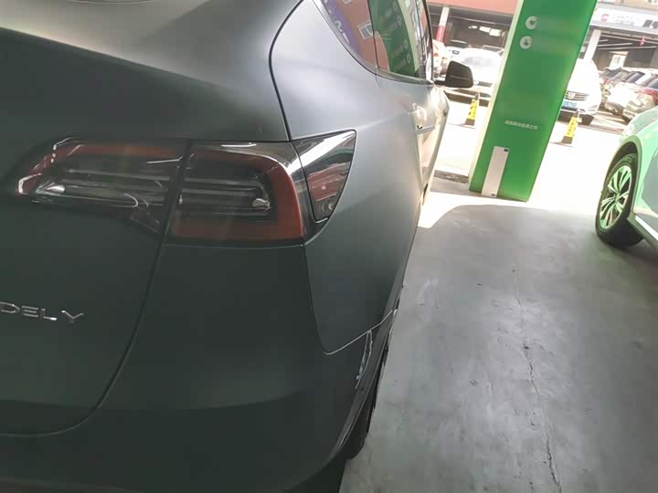 Фото 8 - Tesla Model Y