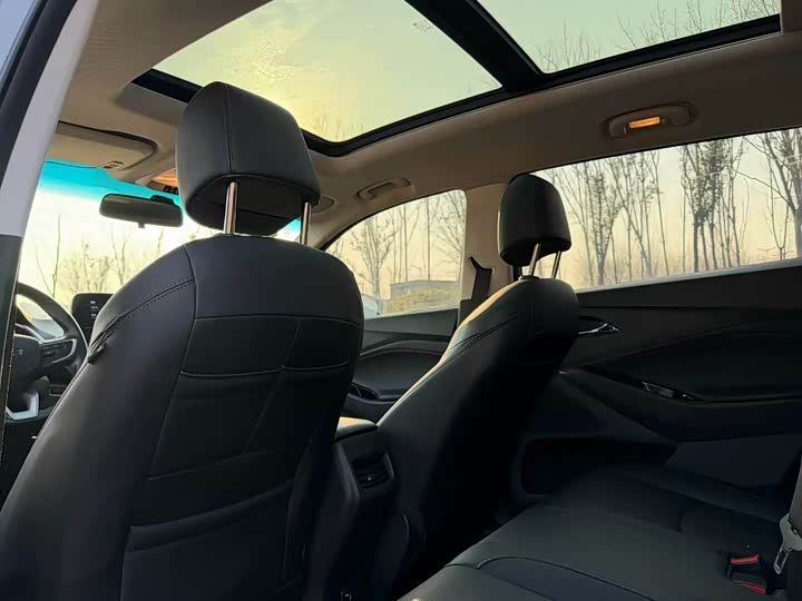 Фото 6 - Chevrolet Orlando