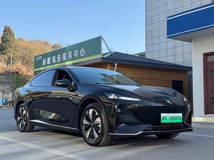 Фото 1 - Changan Deepal SL03