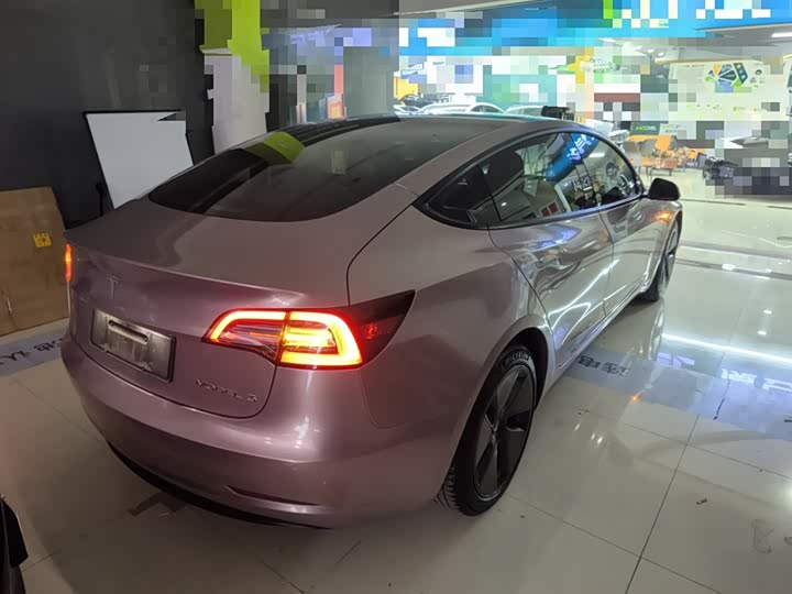 Фото 7 - Tesla Model 3