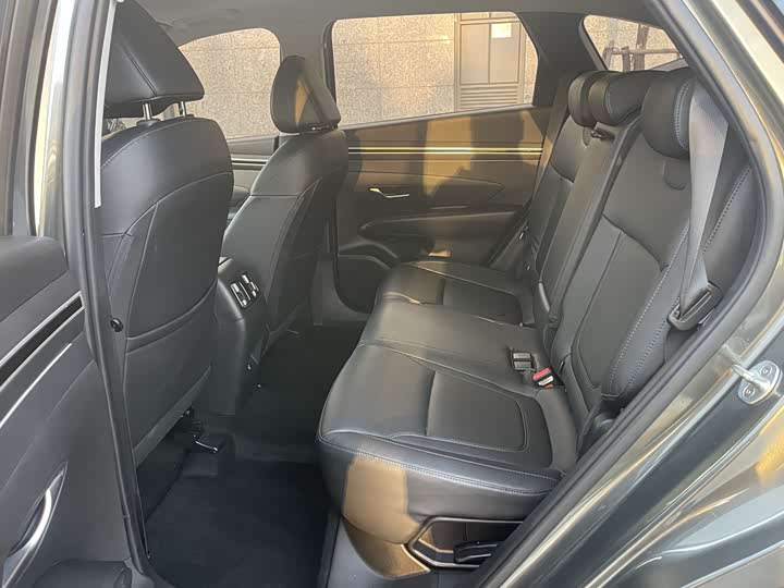 Фото 7 - Hyundai Tucson L