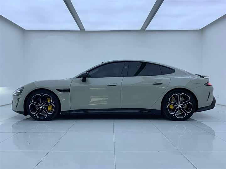 Фото 3 - Xiaomi SU7