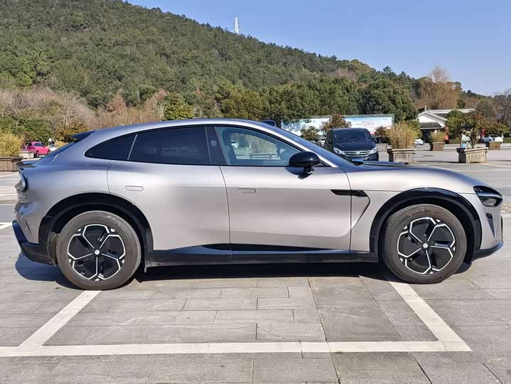 Фото 4 - Xiaomi YU7