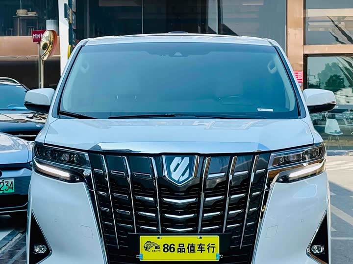 Фото 2 - Toyota Alphard