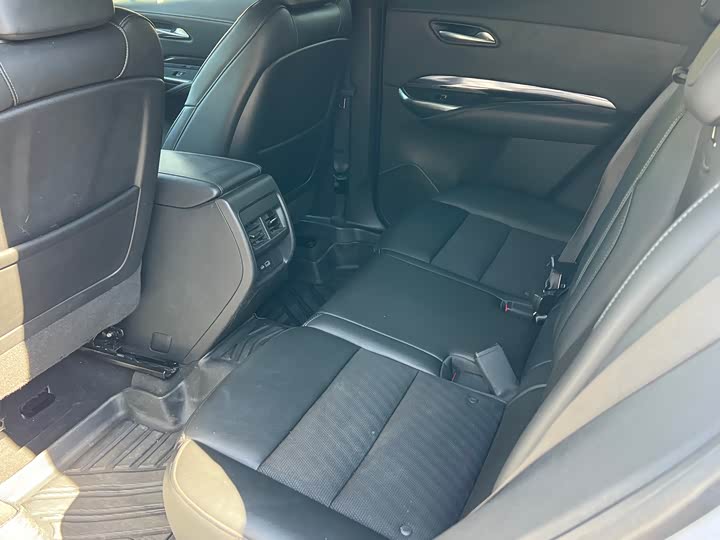 Фото 5 - Cadillac XT4