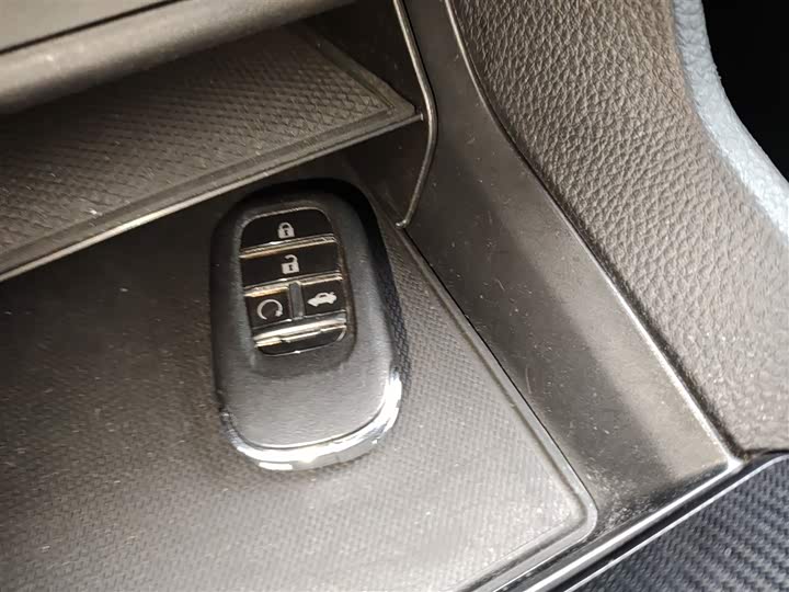 Фото 9 - Honda Civic