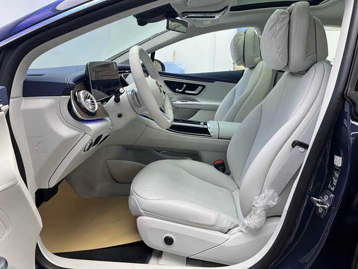 Фото 3 - Mercedes-Benz EQE