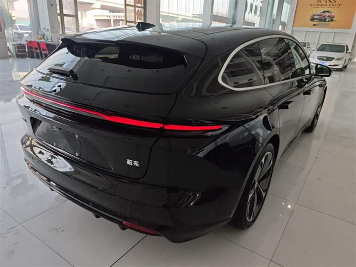 Фото 7 - Nio ET5T