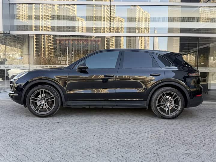 Фото 3 - Porsche Cayenne