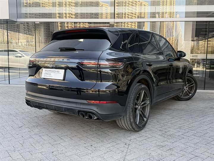 Фото 4 - Porsche Cayenne