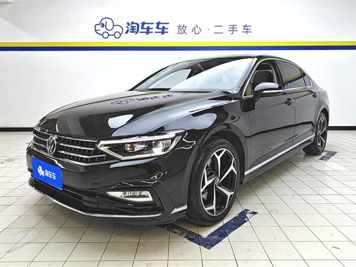 Фото 1 - Volkswagen Magotan