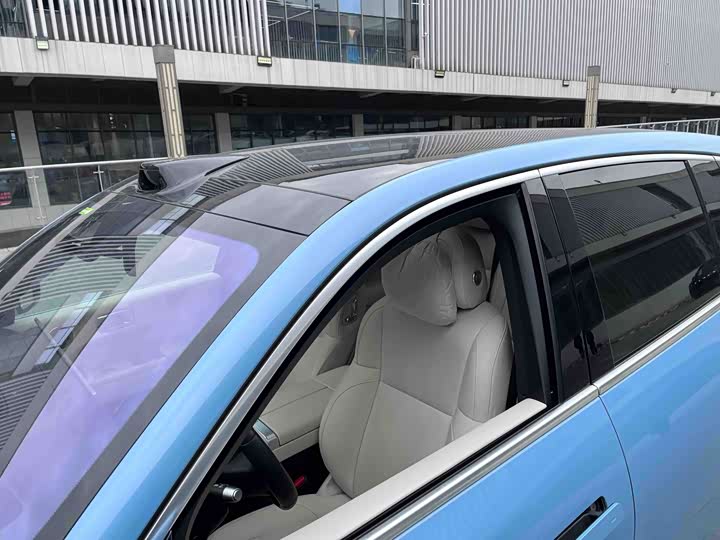 Фото 9 - LiXiang L7