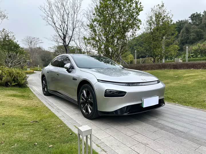 Фото 3 - XPeng P7
