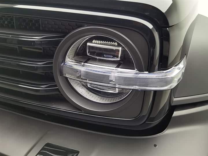 Фото 7 - Tank 300