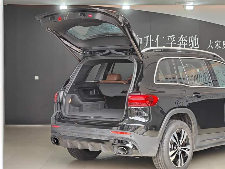 Фото 4 - Mercedes-Benz GLB-Class