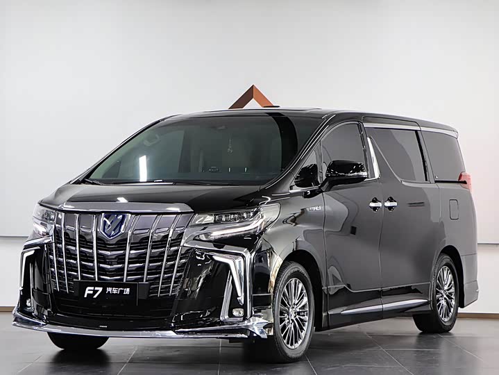 Фото 1 - Toyota Alphard
